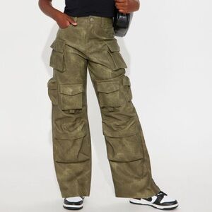 Kids FASHION NOVA Faux Leather cargo Pants Size 10
